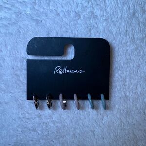 Reitmans - Pack of Small Earrings